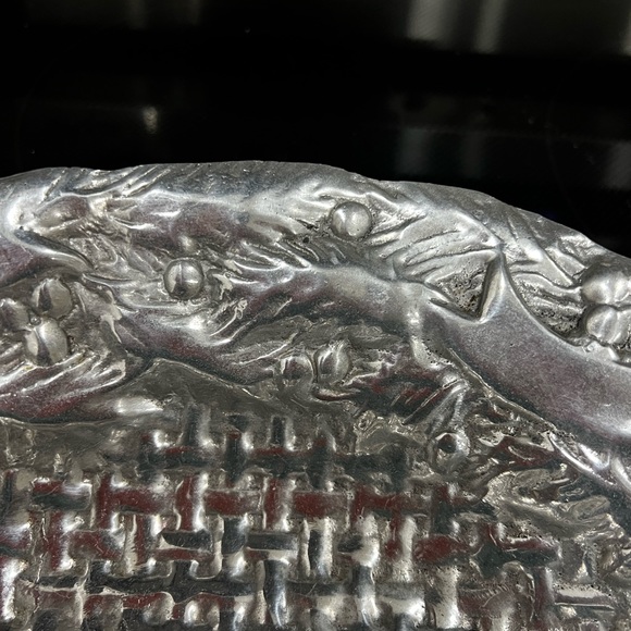 Hammered Alum/Metal Fruit Bowl - Picture 6 of 8